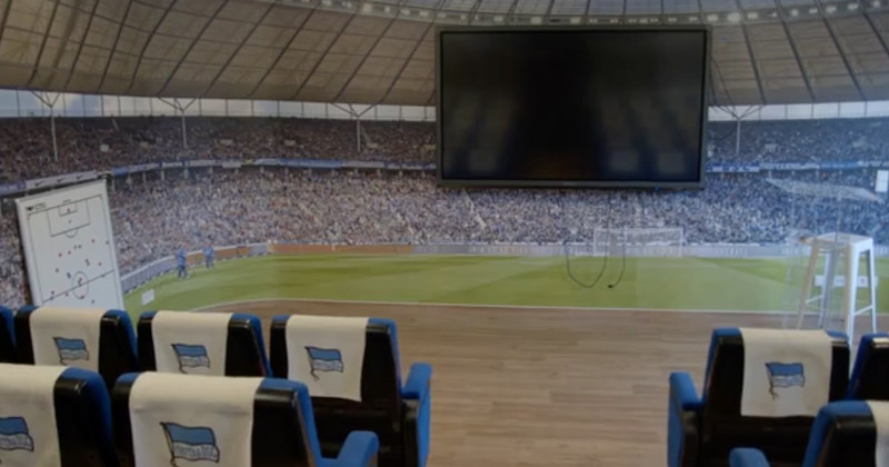 A sala de análise, aonde os jogadores e a equipe do Hertha analisam vídeos de jogos